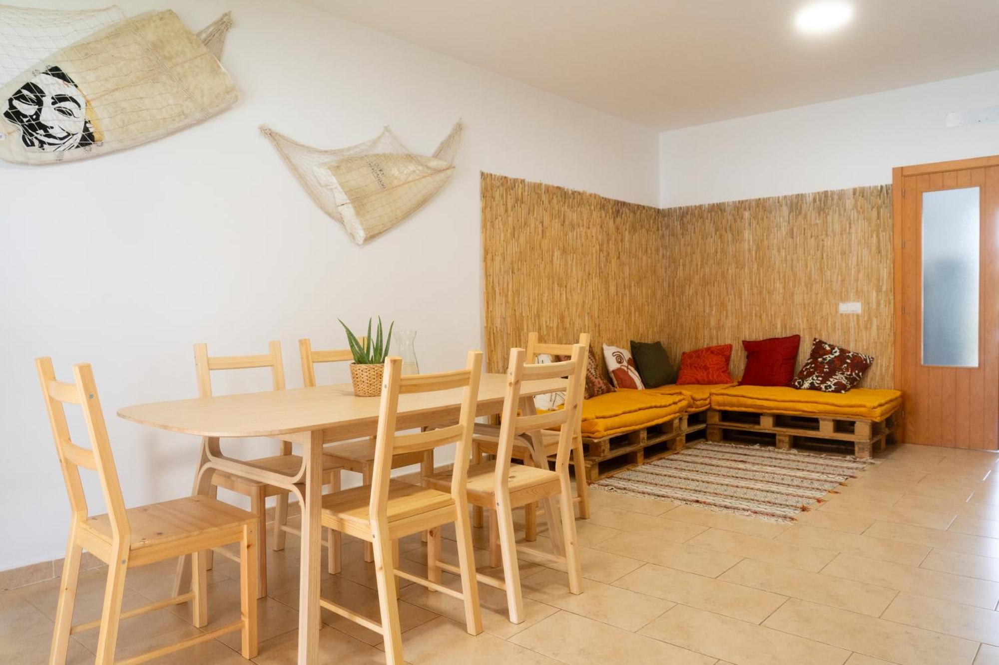 Namawa Surfhouse Vandrehjem Chiclana de la Frontera Eksteriør billede